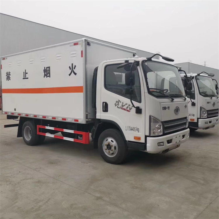 解放易燃液體廂式運輸車