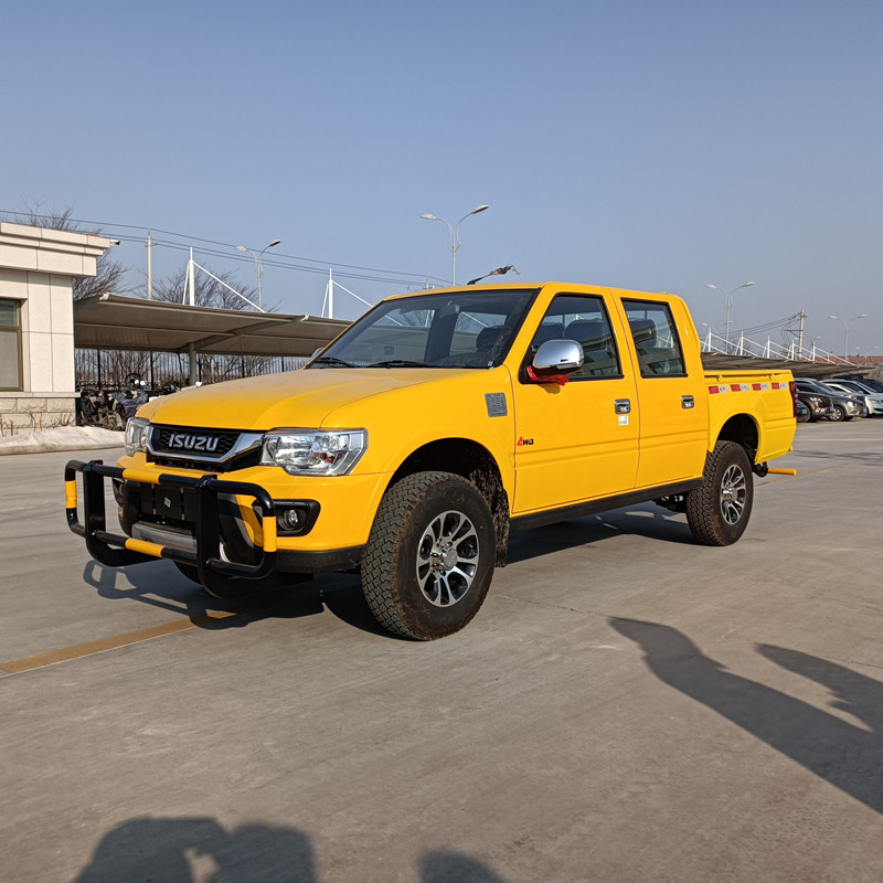 四驅(qū)皮卡礦用指揮車(chē),5座礦用運(yùn)人車(chē),礦山人員運(yùn)輸車(chē)